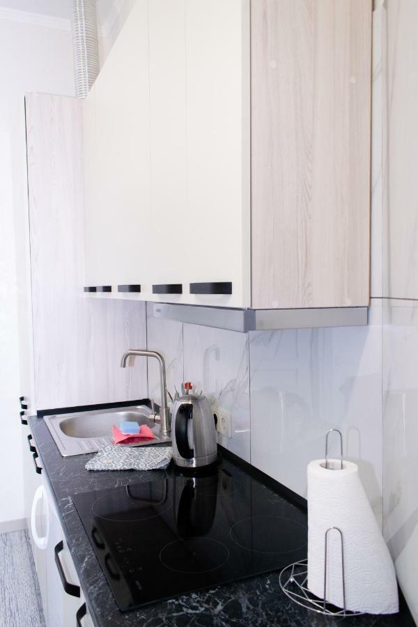Apartment Barvy Lvova On Kostyushka St Экстерьер фото
